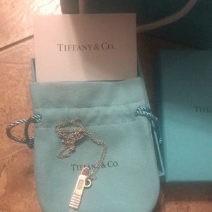 Tiffany &Co. Clinique necklace